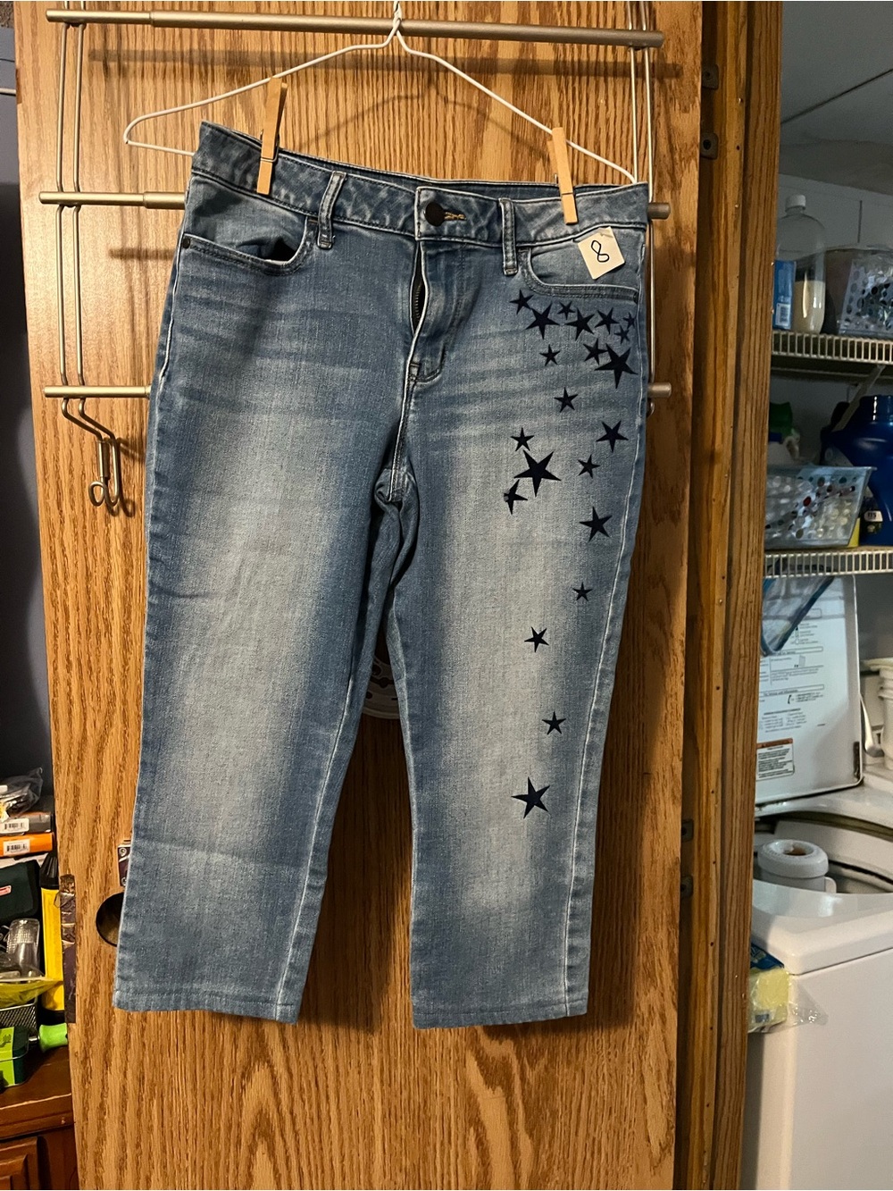 a.n.a Medium Wash Star-Print Capri Jeans